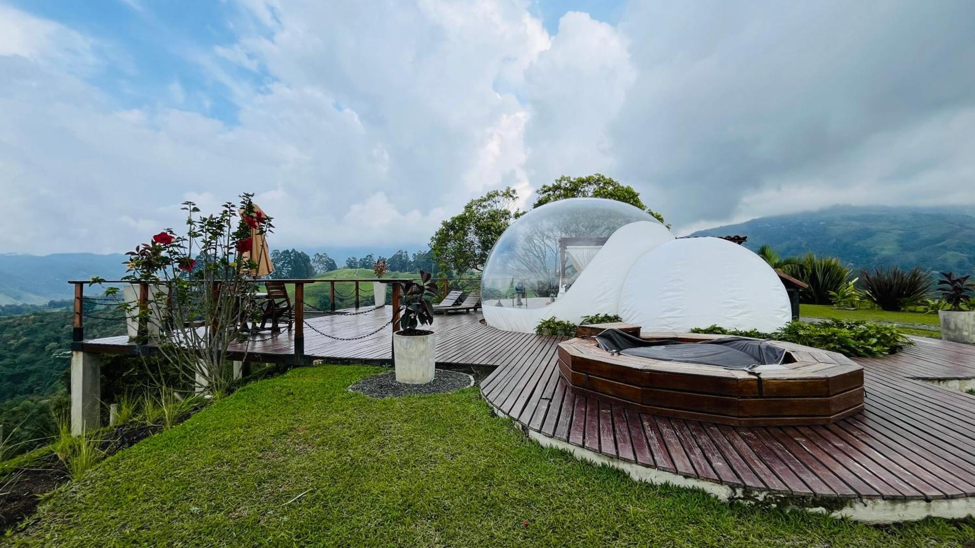 Отель Montana Glamping Саленто Экстерьер фото