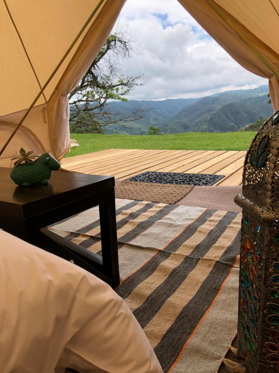 Отель Montana Glamping Саленто Экстерьер фото